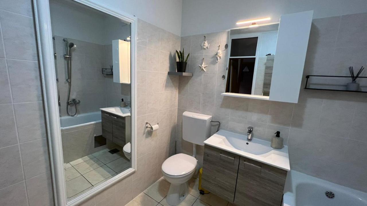 Apartment Magnolia Trogir Exterior foto