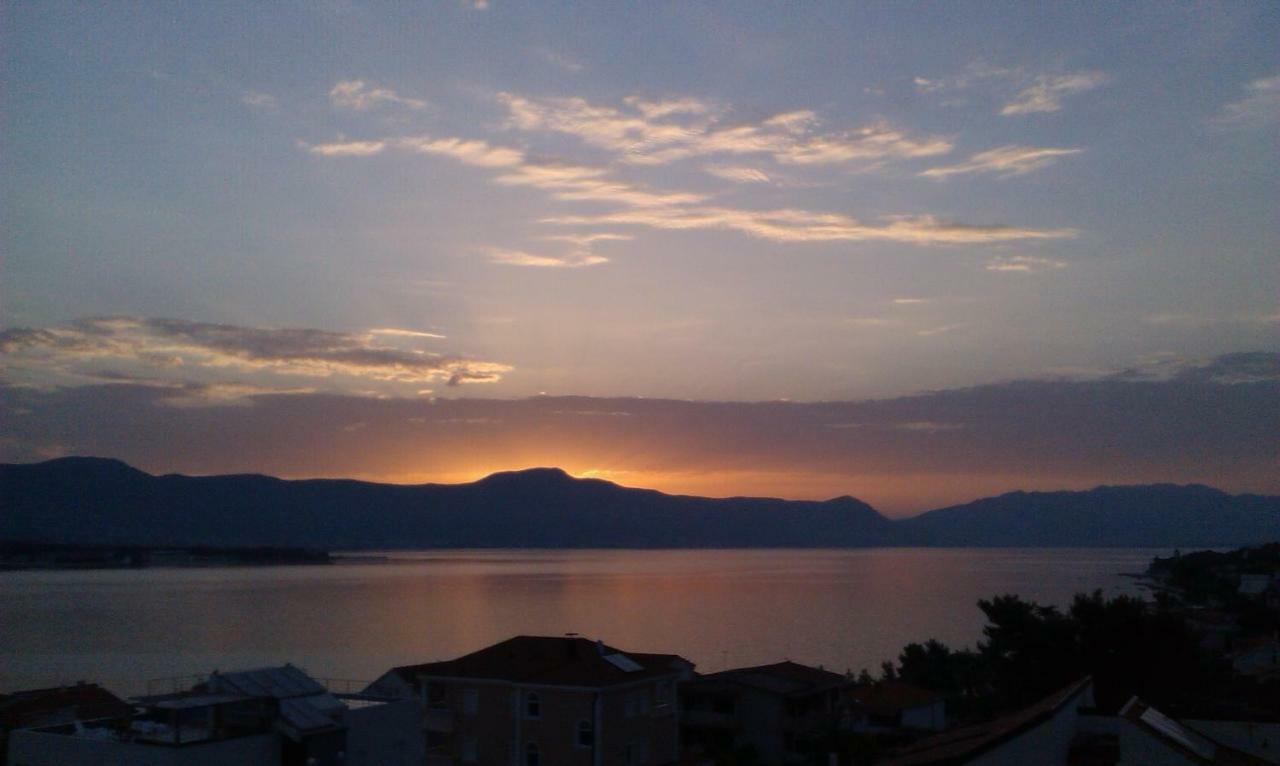Apartment Magnolia Trogir Exterior foto